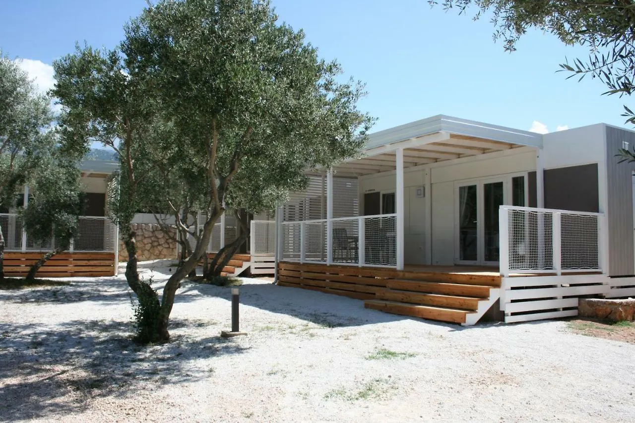 Kemping Mobile Homes Katinka, Starigrad Paklenica, Croatia