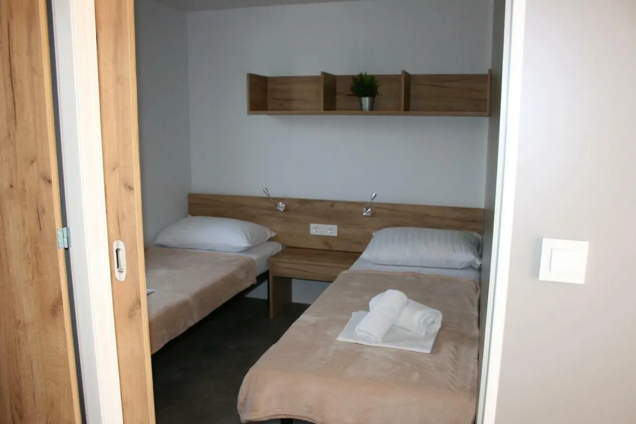 Kemping Mobile Homes Katinka, Starigrad Paklenica, Croatia Chorwacja